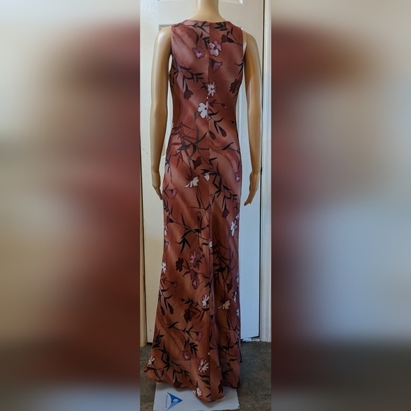 Pre-owned Jonathan Martin sleeveless long dress, floral design, size 9, TD - Picture 2 of 7
